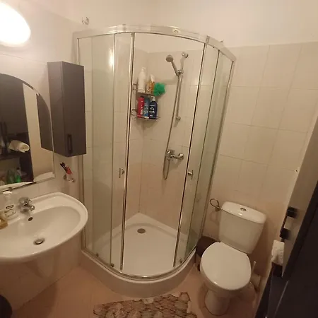 Reina Flores Park Napospart