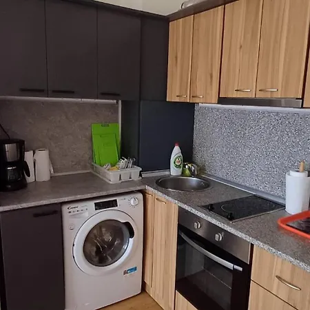 Apartman Reina Flores Park Napospart