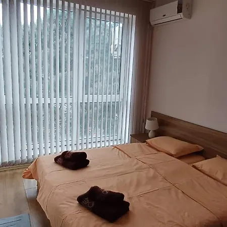 Reina Flores Park Apartamento Sunny Beach